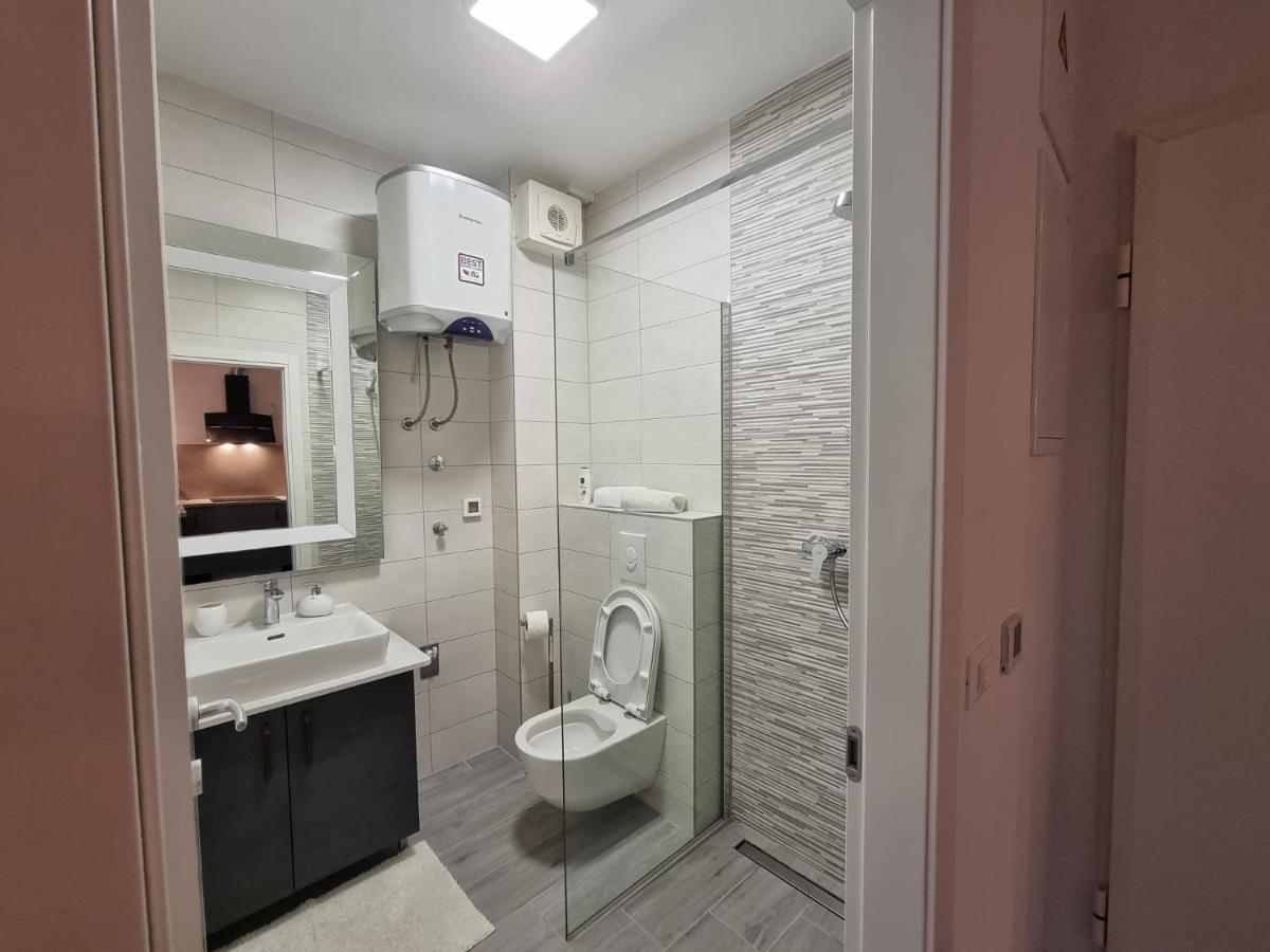 Booking Beautifull Studio Apartment Bell With Balcony And Sea View In Задар Екстериор снимка