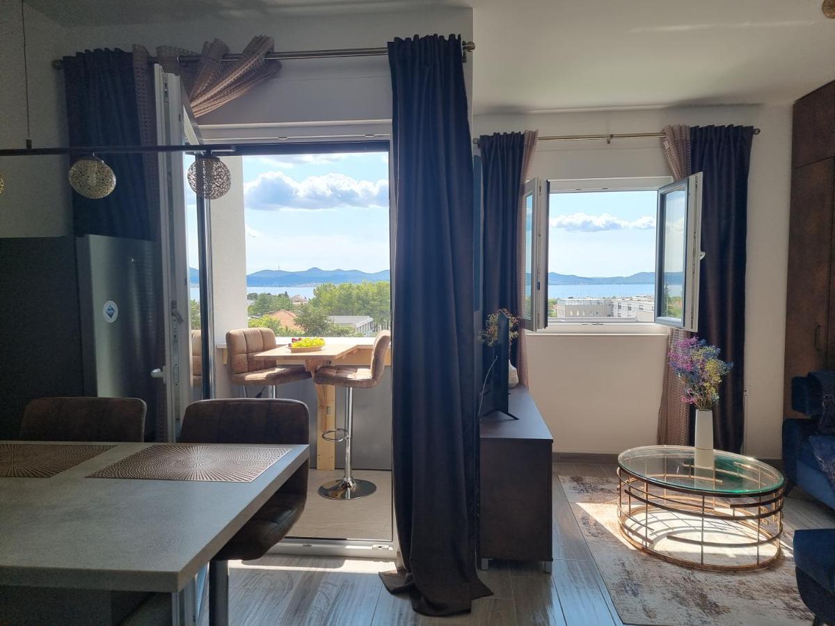 Booking Beautifull Studio Apartment Bell With Balcony And Sea View In Задар Екстериор снимка
